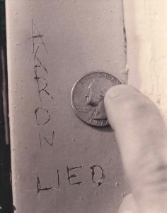 Torture victim Aaron Patterson was always maintained that he was suffocated with a plastic bag until he confessed to a crime he did not commit. Days after his confession, this message was found scraped into a metal bench at the police station where he had been questioned. 