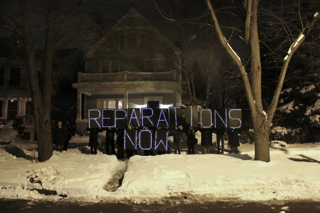 Outside Rahm Emanuel's house demanding reparations for CPD torture survivors. (Photo: Kelly Hayes)